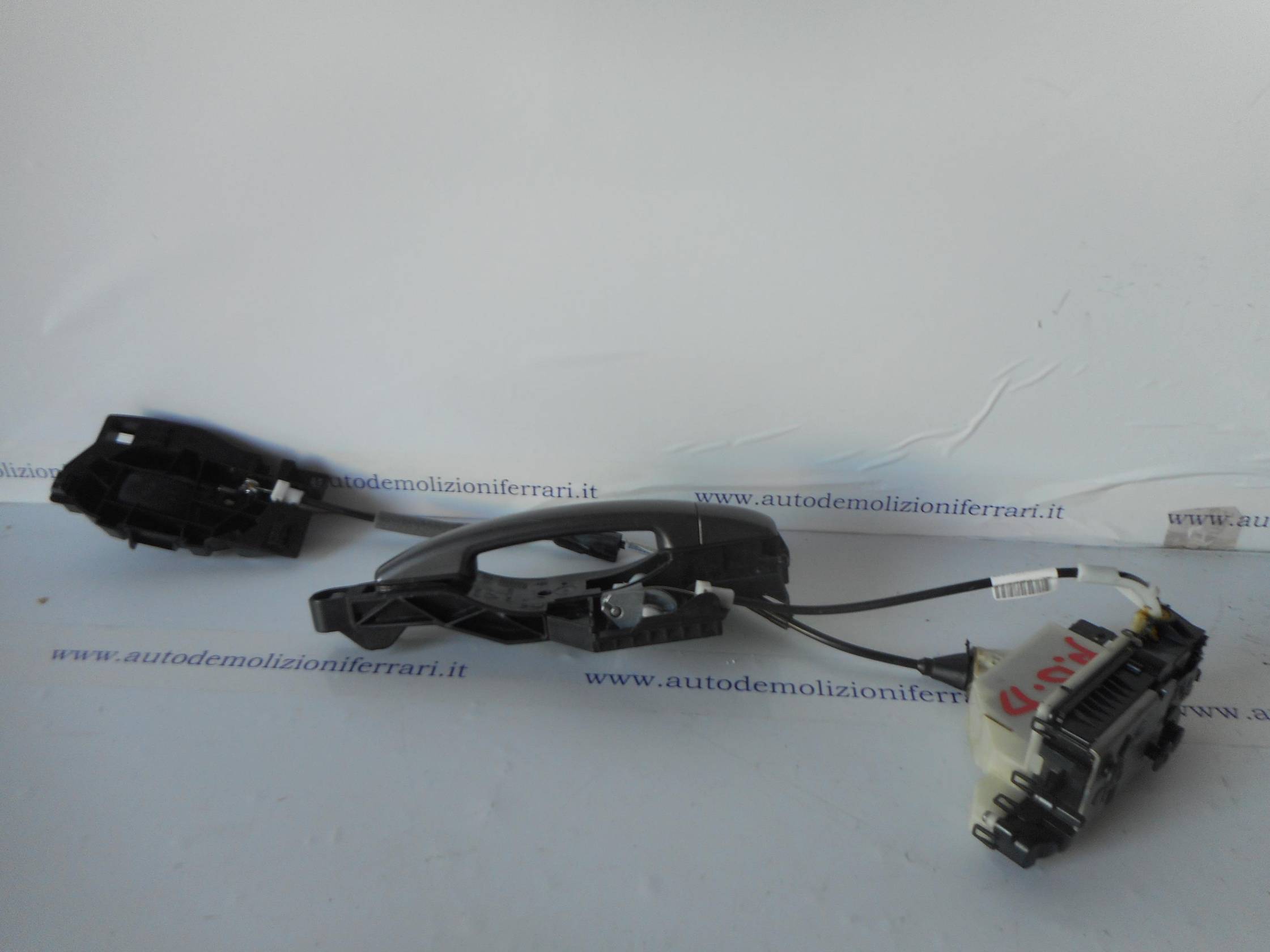 Serratura porta post. dx.